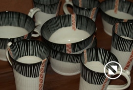 Käsitreitud portselan