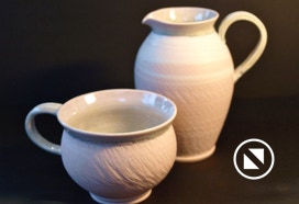 Käsitreitud portselan