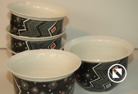 Käsitreitud portselan