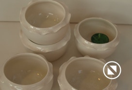 Käsitreitud portselan