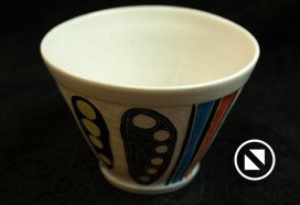 Käsitreitud portselan