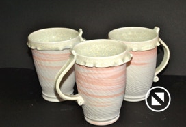 Käsitreitud portselan