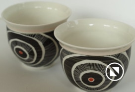 Käsitreitud portselan